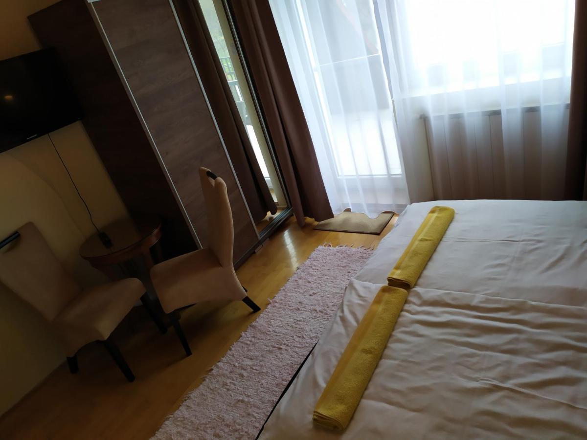Szilvia Panzio Gyomaendrod Bed & Breakfast Luaran gambar